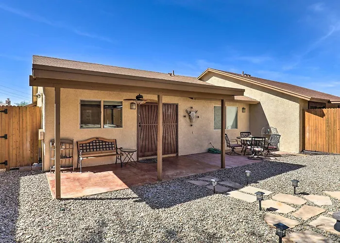 Yard + Fire Pit: Quiet East Escape Tucson